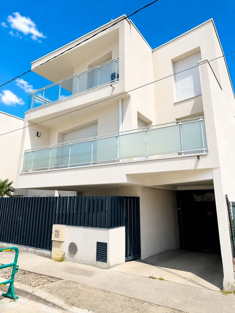 Extérieur - Appartement de 2 Pièces avec Balcon à Romainville