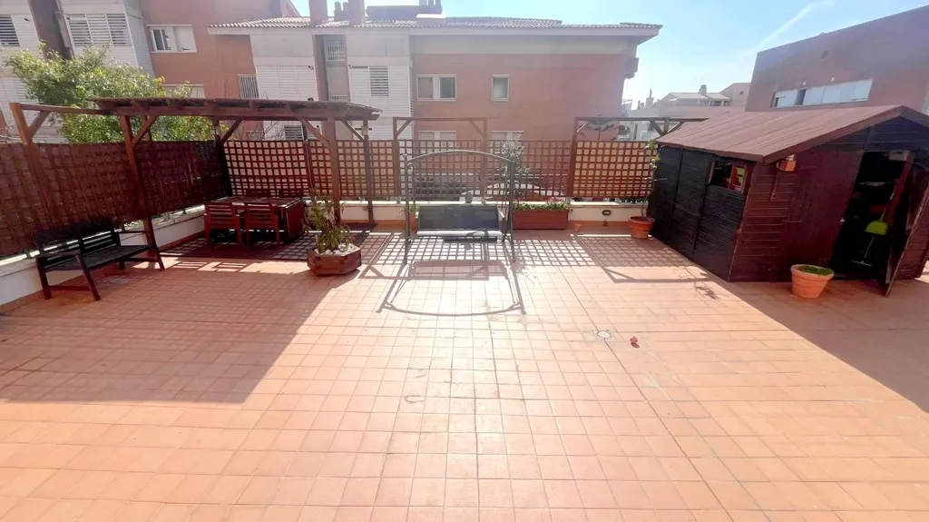 Terrass - Modern Apartment with Large Terrace in Mas Lluí
