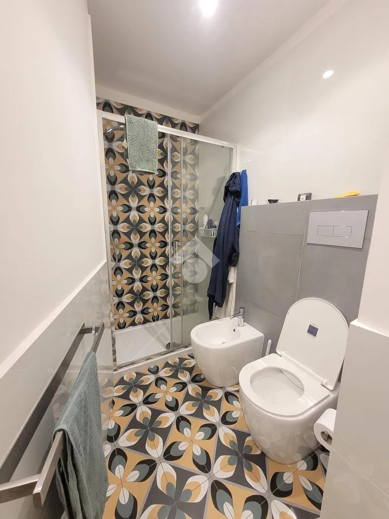 Salles de bain - Restored 2-Bedroom Apartment in Naples
