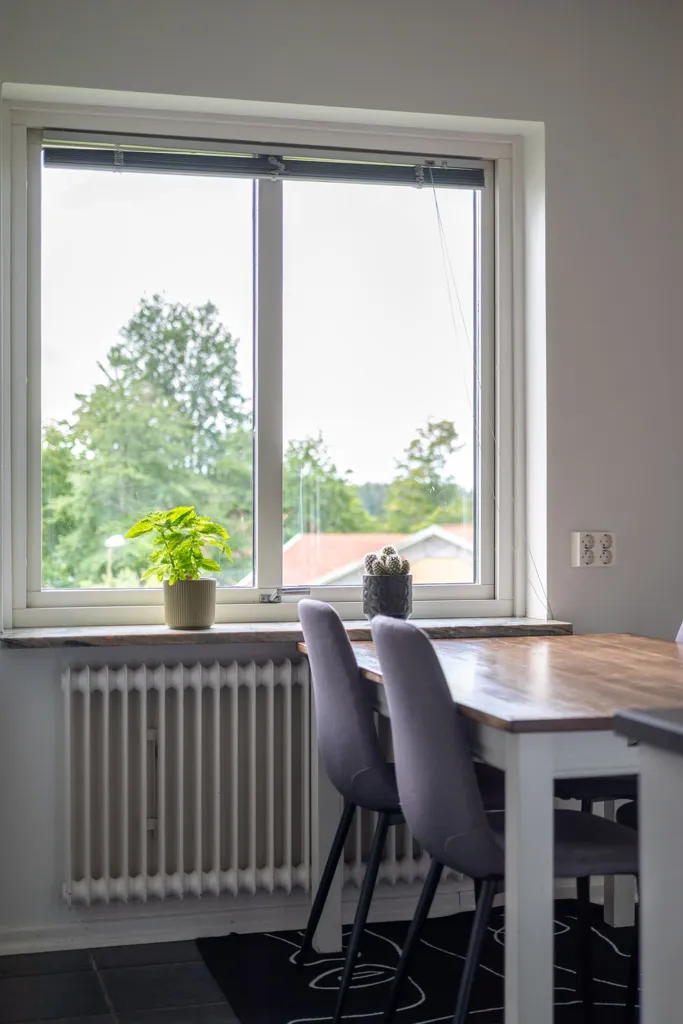 Salle à manger - Apartment with South-Facing Balcony in Borås