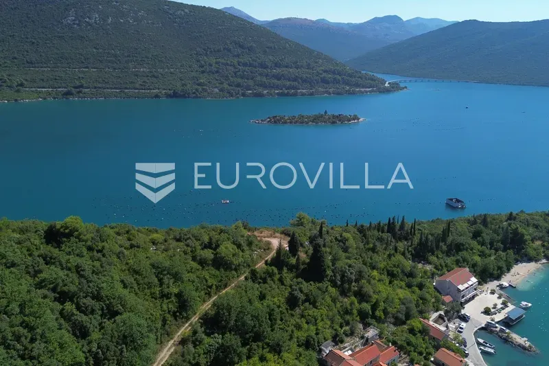 Õhuvaade - Building Plot with Sea View in Hodilje, Ston