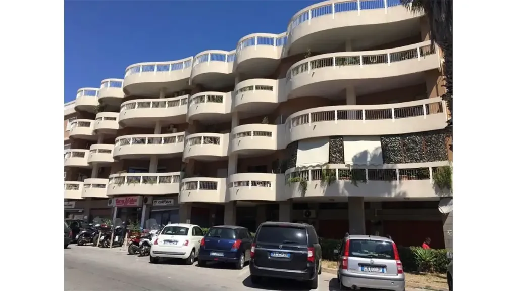 Välivaade - Spacious Apartment in Quiet Area, Siracusa