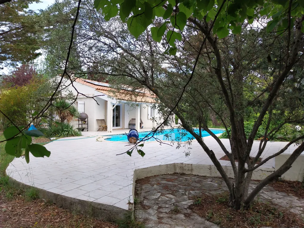 Piscine - Maison de Plain-Pied avec Vue Panoramique à Lucéram
