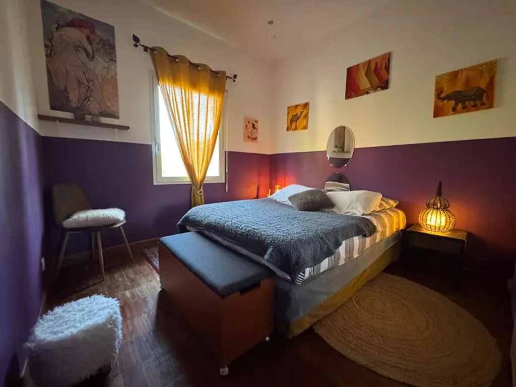 Chambres - Maison d'Architecte avec Piscine à Salleboeuf