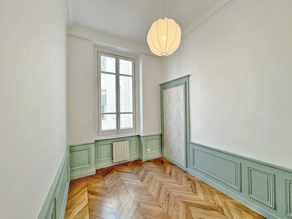 Toad - Renovated Flat with Balcony in Lyon