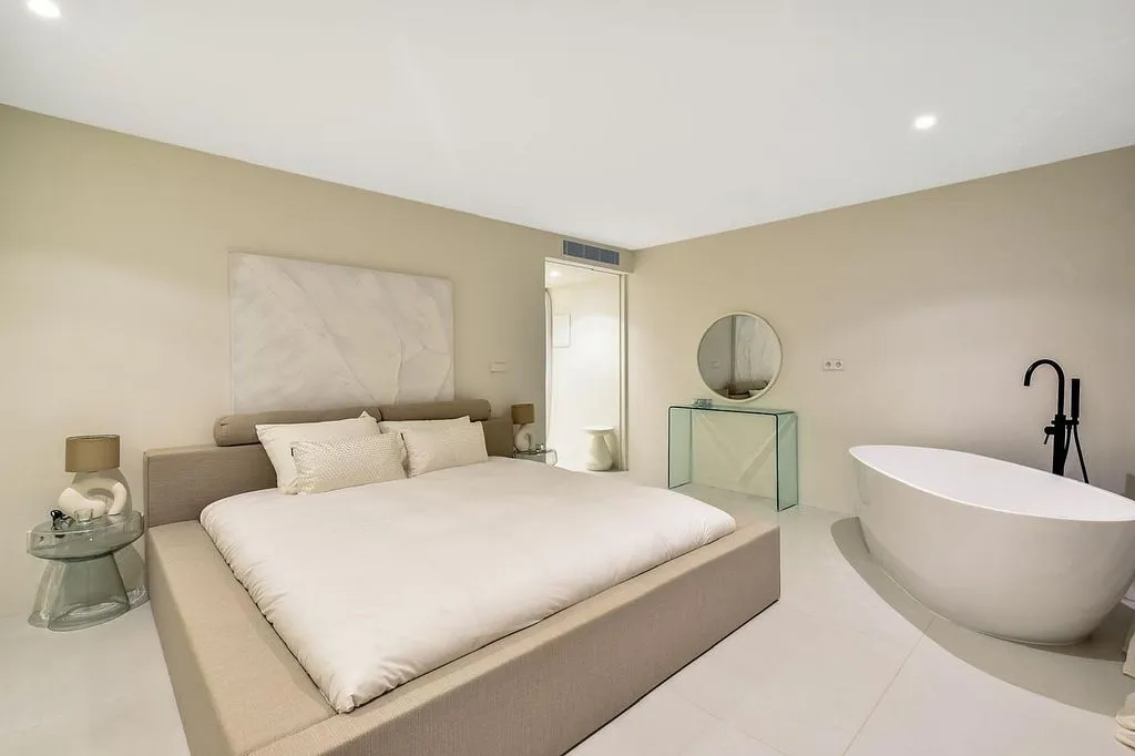 Magamistoad - Apartment with Pool in Marina Botafoc, Ibiza