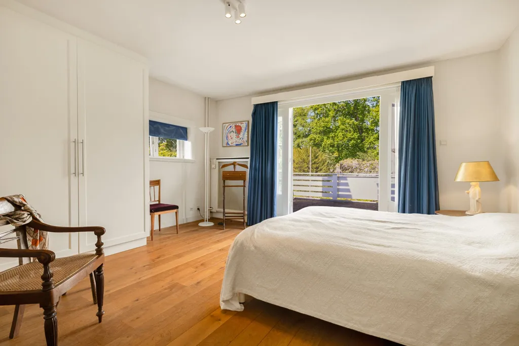 Bedrooms - Villa with Garden in Rotterdam-Kralingen