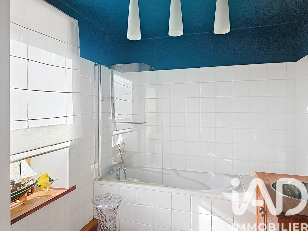 Salles de bain - Maison en Pierre avec Jardin à Ploubazlanec
