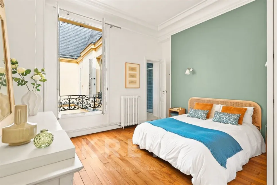 Chambres - Appartement Haussmannien Face à la Tour Eiffel à Paris