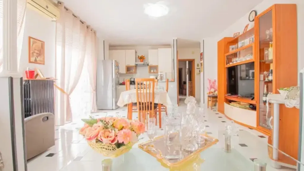 Söögituba - Apartment with Balcony in Lucera