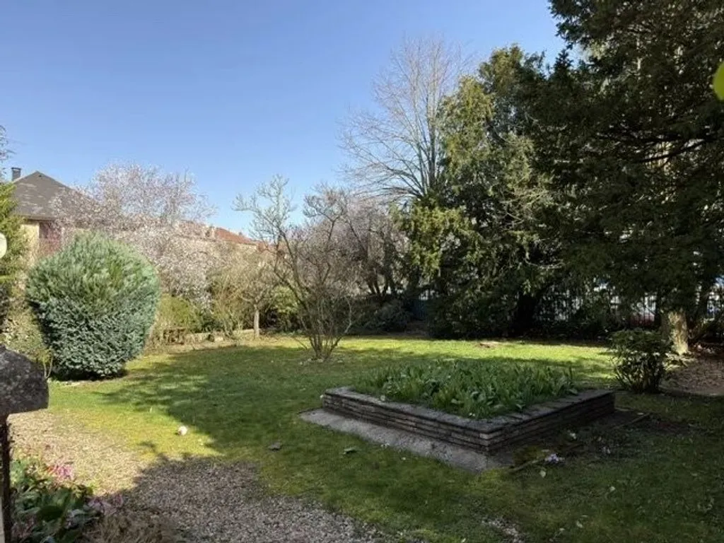 Jardin - Maison de Maître avec Potentiel Locatif à Nancy