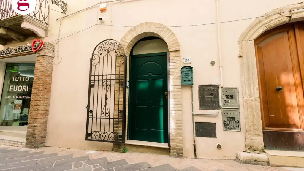 Välivaade - Rustic Villa with Balcony in Vasto