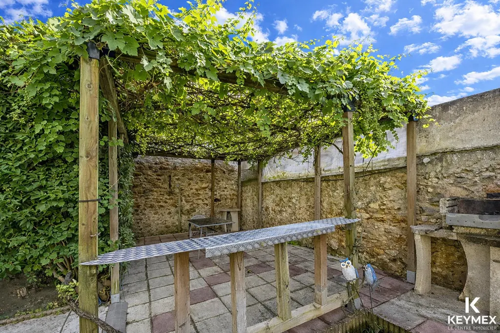 Aed - House with Garden in Central Argenteuil