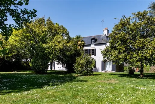 Jardin - Maison Conçue par Architecte avec Piscine à Albert 1er