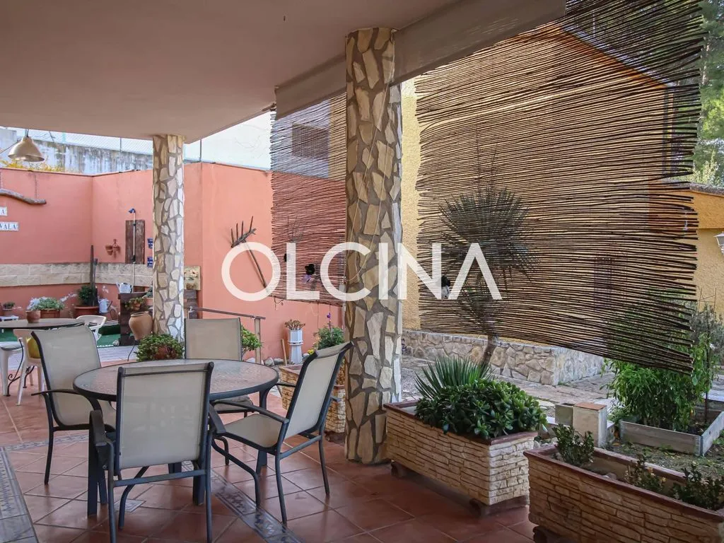 Terrass - Luxury Chalet with Mountain Views in Alcoy