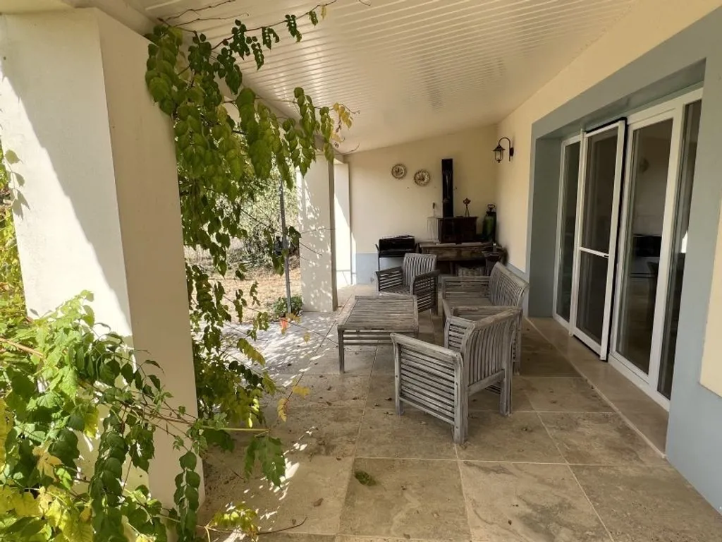 Terrass - Luxury Farmhouse with Traditional Architecture in Advagar