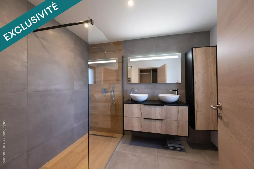 Vannitoad - Modern House with Pool in Jeuxey