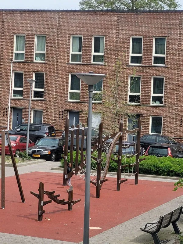 Extérieur - Furnished Studio with Balcony in Rotterdam Vreewijk