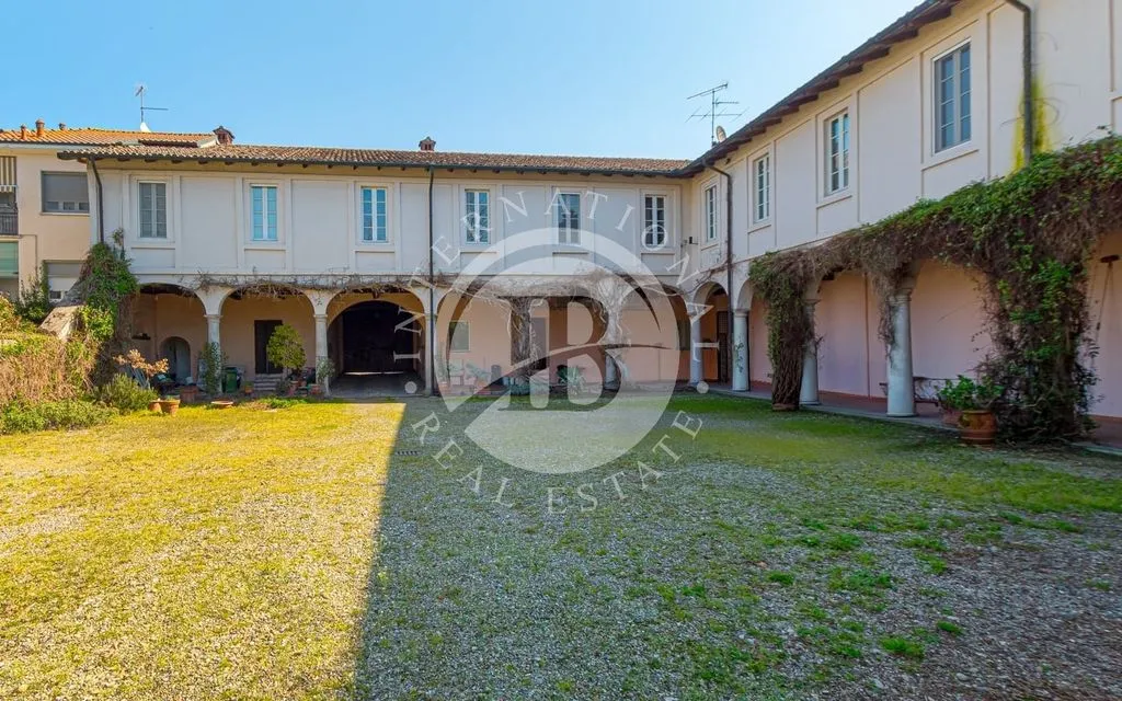 Jardin - Historic Villa with Private Pool in Ozzero, Lombardy