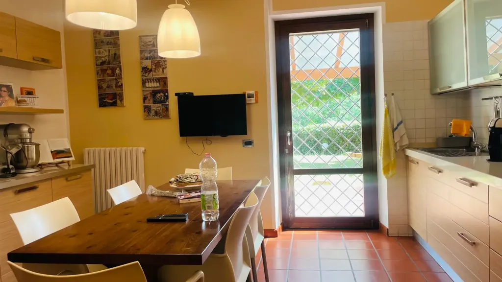 Maison 9 pièces à IT