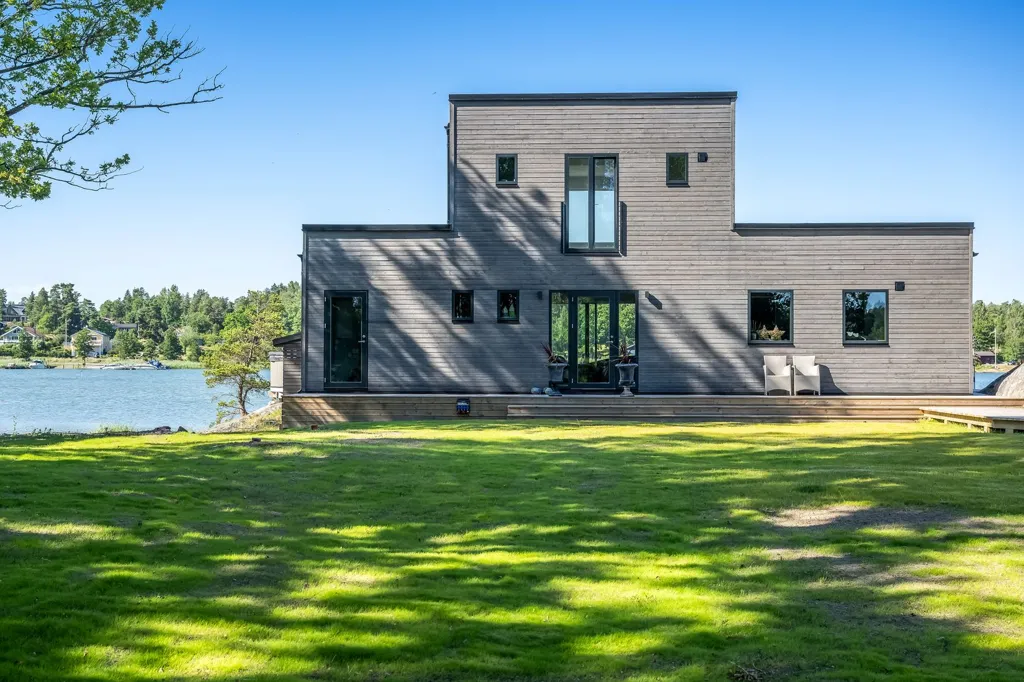 Exterior - Modern Seafront Villa in Söderköping