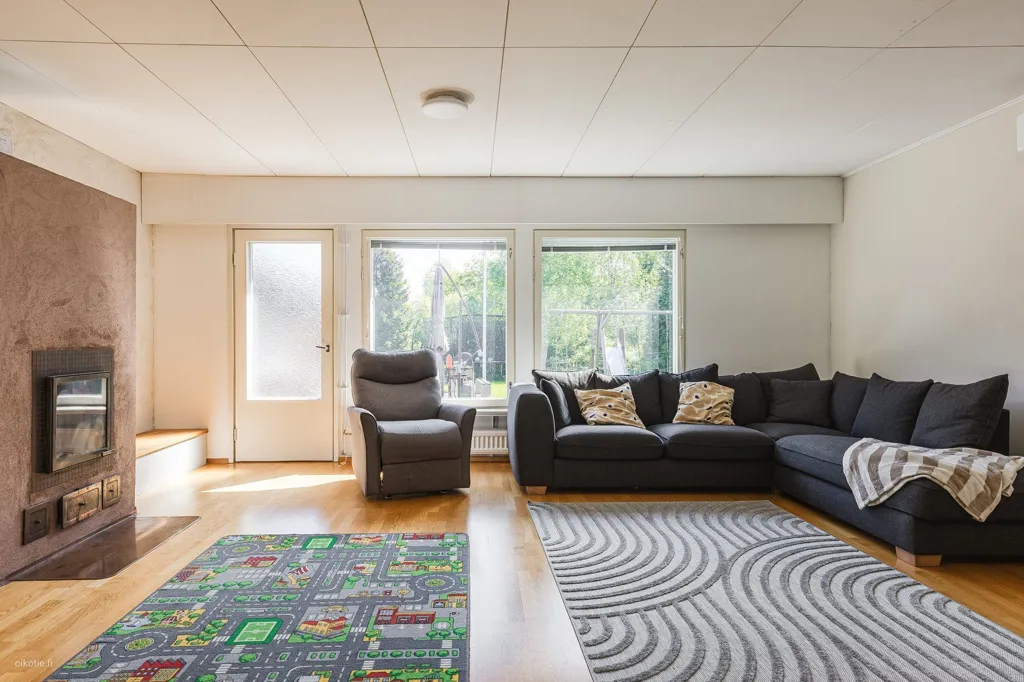 Séjour - Detached House with Pool in Lahti Patomäki