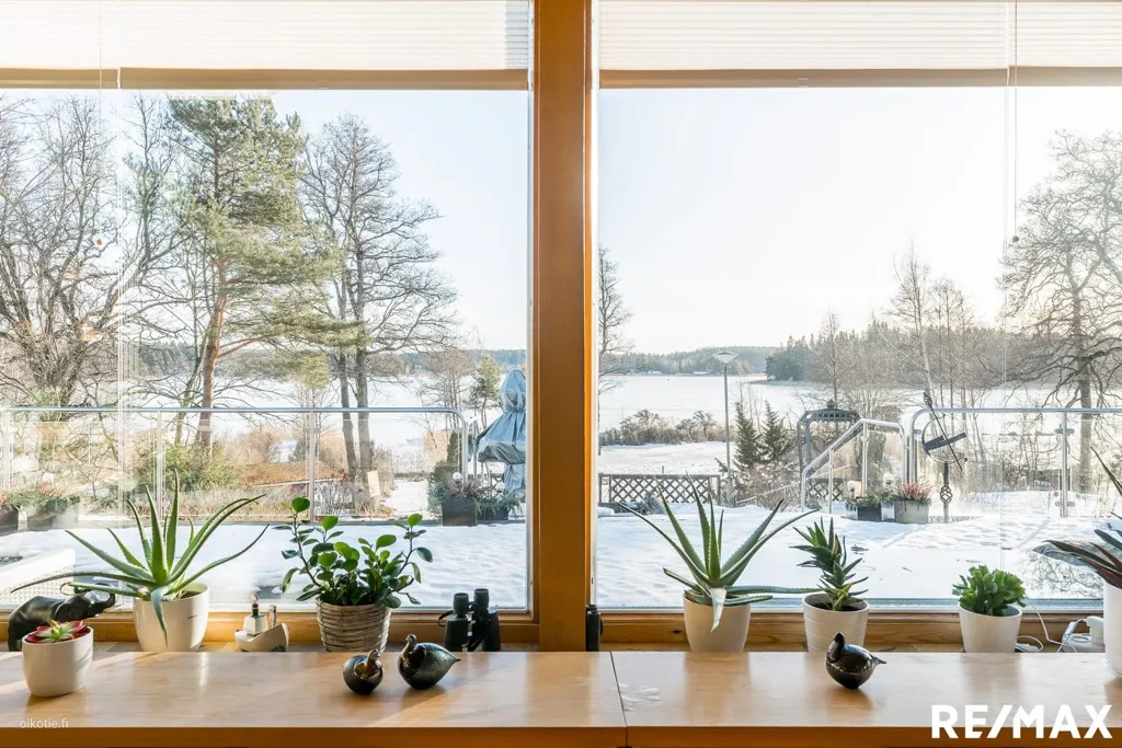 Séjour - Beachfront House with Private Shore in Hirvensalo