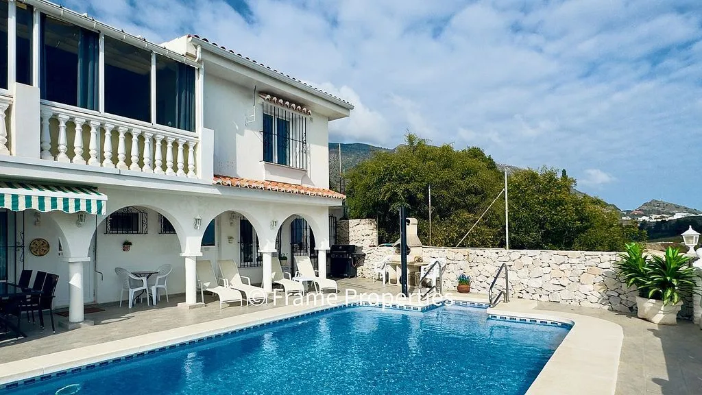 Piscine - Luxury Villa with Sea Views in Mijas