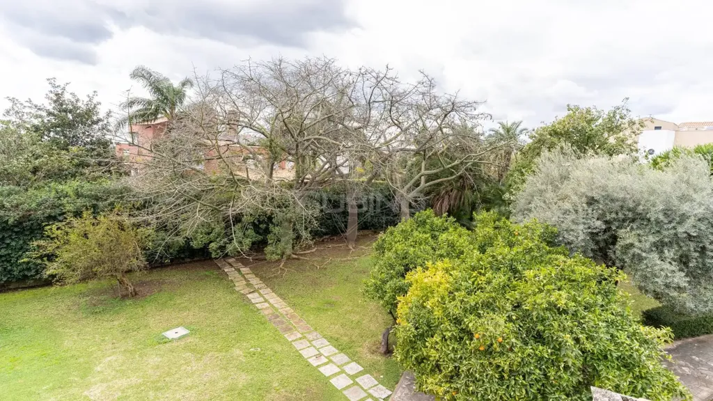 Aed - Villa with Garden in Siracusa