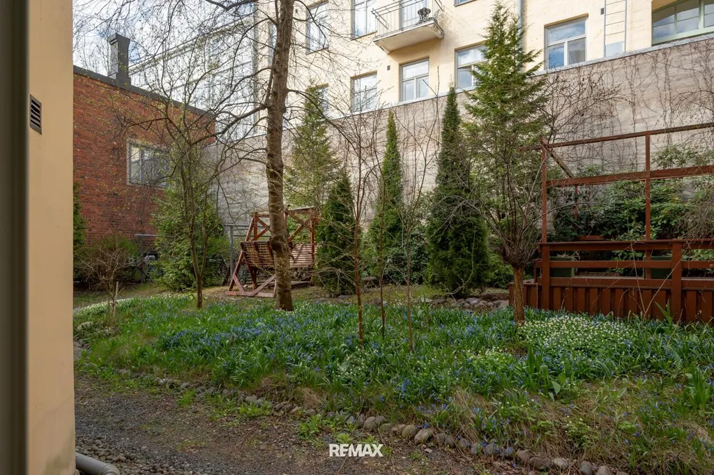 Garden - 1-room apartment in Helsinki