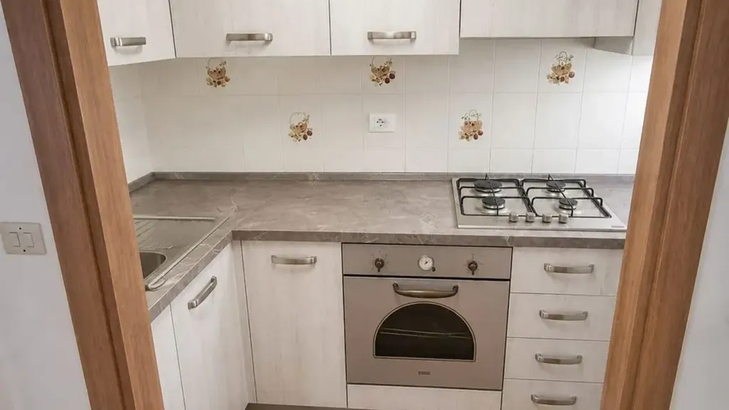 Kitchen - Rearfitted Apartment with Balcony in Orbassano Centre