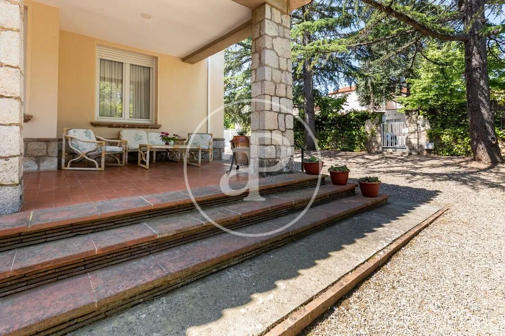 Terrass - Luxury Villa with Pool in Matadepera