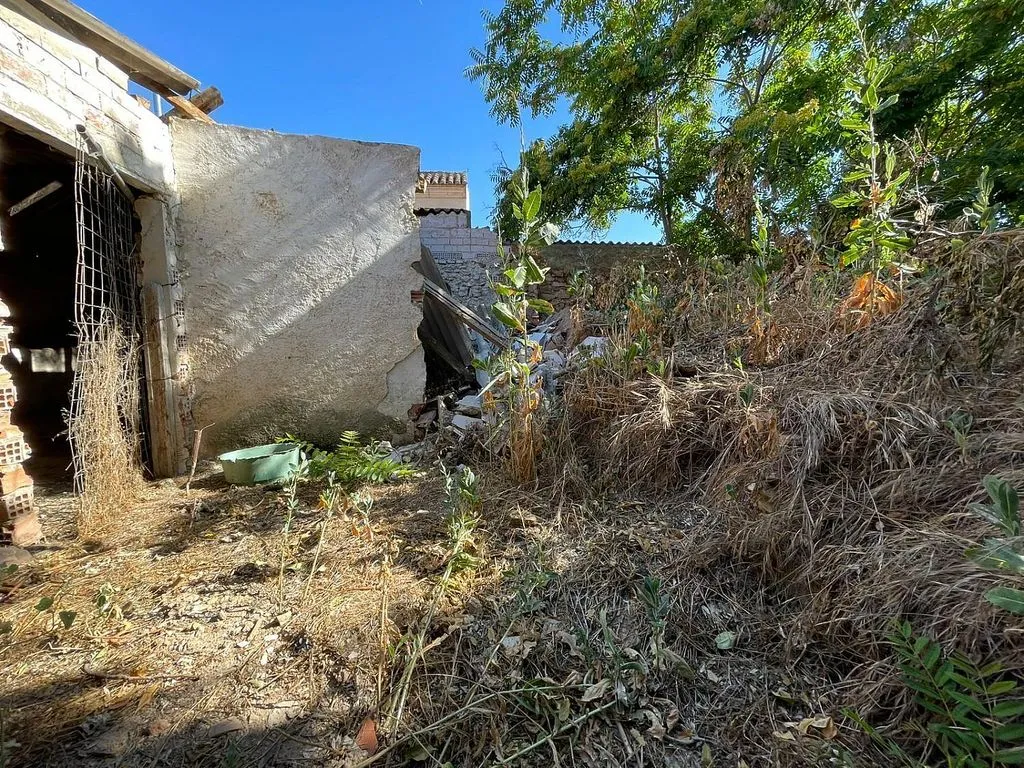 Aed - House with Terrace in Valdepeñas