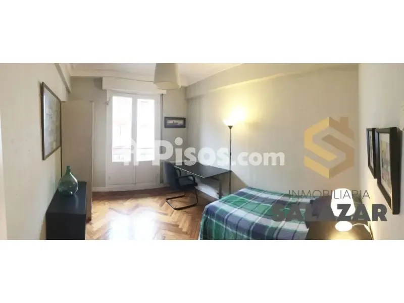 Magamistoad - Student Flat with Balcony in Salazar