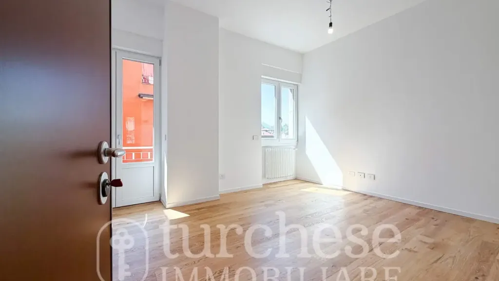 Rooms - Modernised Two-Bedroom Apartment in Bergamo