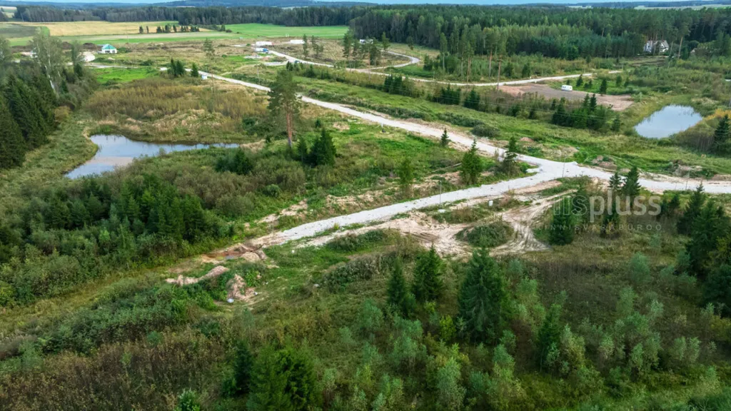 Vue aérienne - Private Plot with Forest View in Kureõja