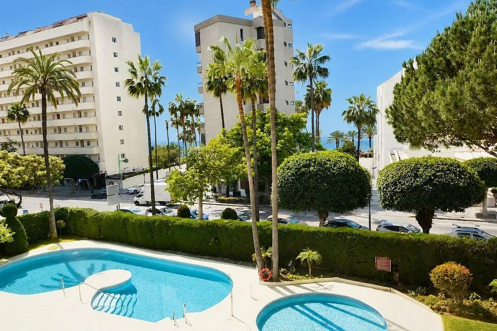 Bassein - Apartment with Pool and Terrace in Marbella