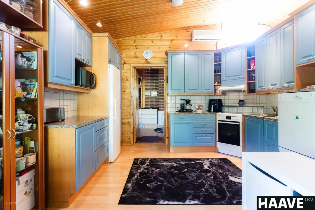 Kitchen - Country House with Lake in Rauma