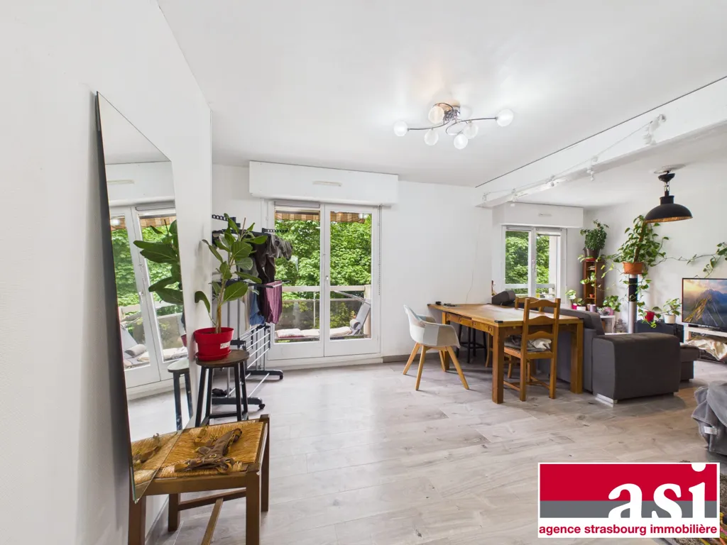 Elutuba - 3/4-Bedroom Apartment with Balcony in Strasbourg
