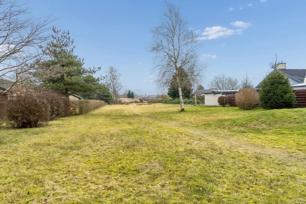Aed - Contemporary Villa with Terrace in Brande