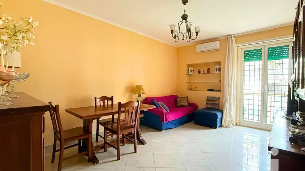 Dining Room - 3-Bedroom Apartment with Balcony in Conca d'Oro, Rome