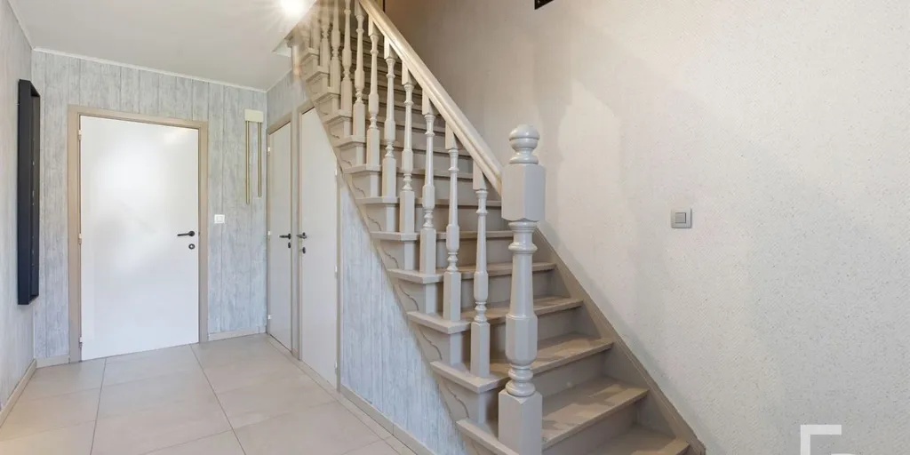 Pièces - Maison Individuelle avec Jardin à Poperinge