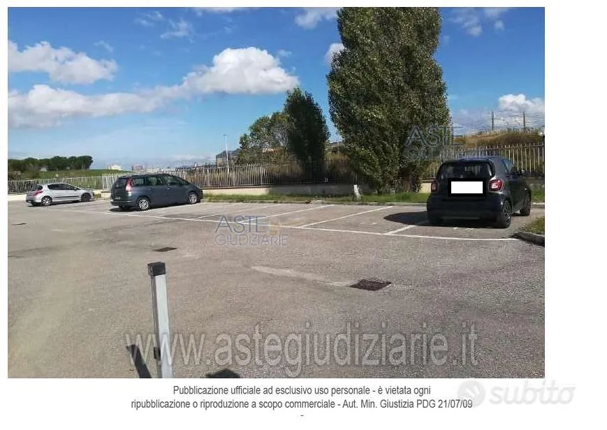 Välivaade - Auctioned Parking Space in Livorno
