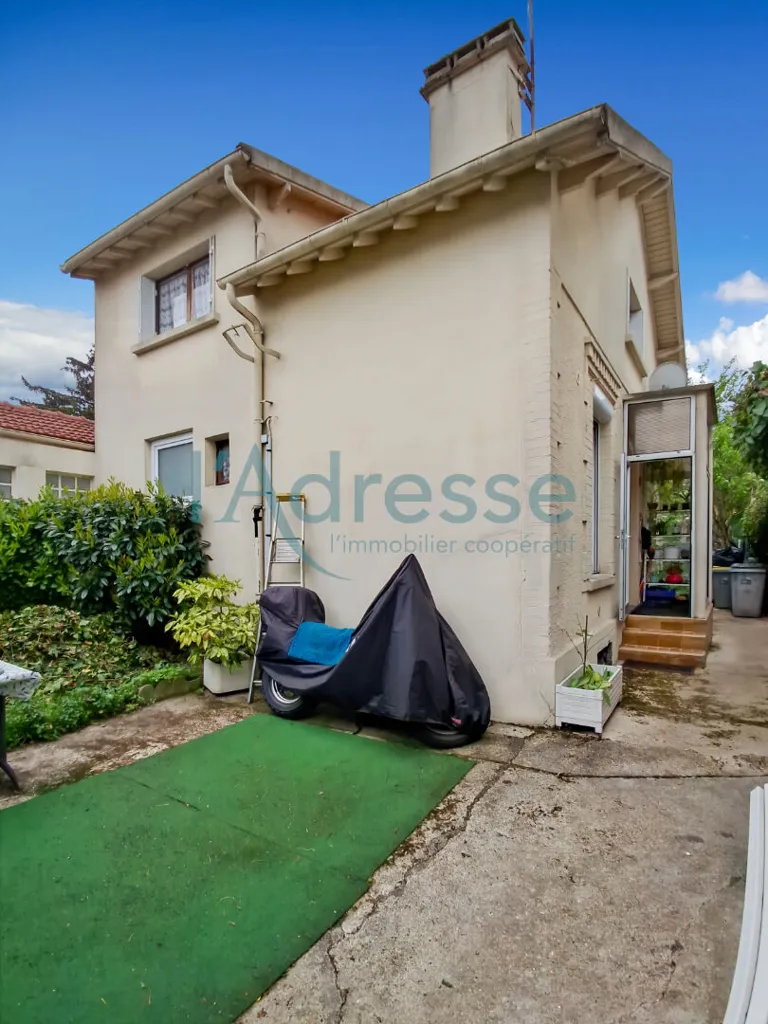 Aed - Charming House with Garden in Nanterre