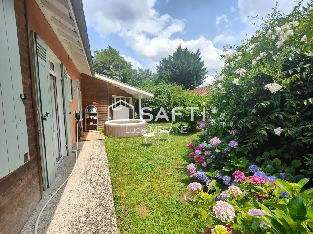 Garden - Single-Storey House with Large Garden in Merignac
