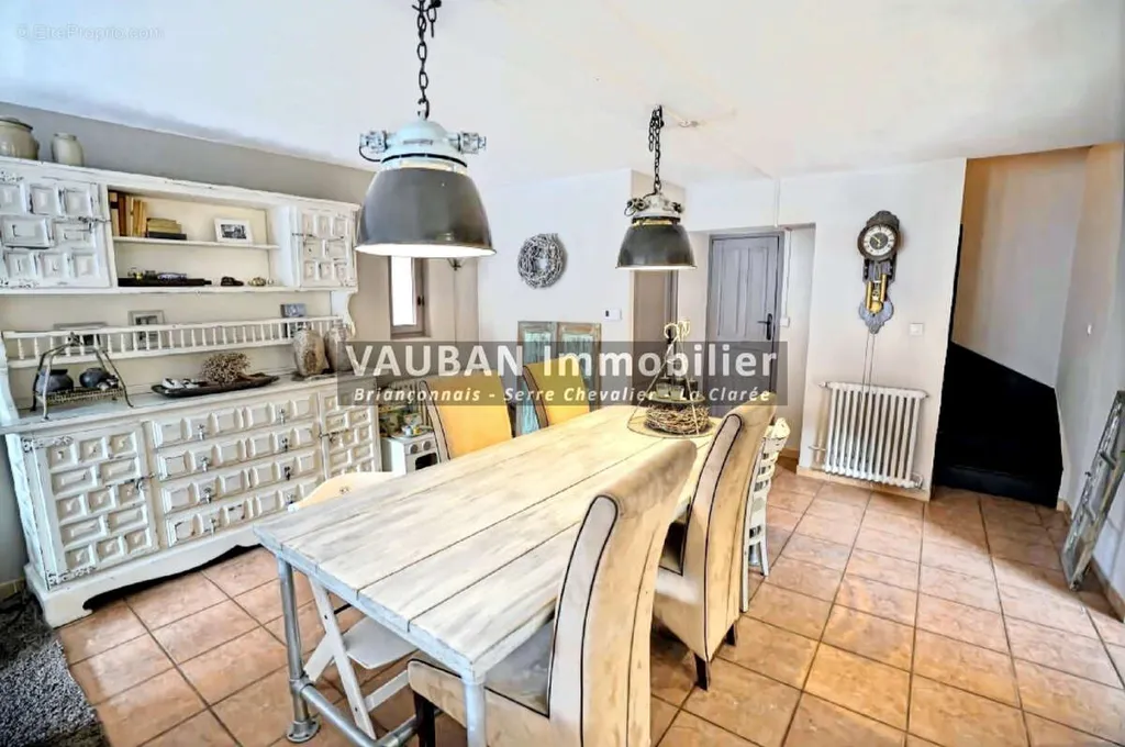 dining_room