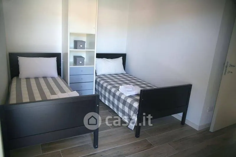 Bedrooms - Modern Villa with Pool in Soiano del Lago