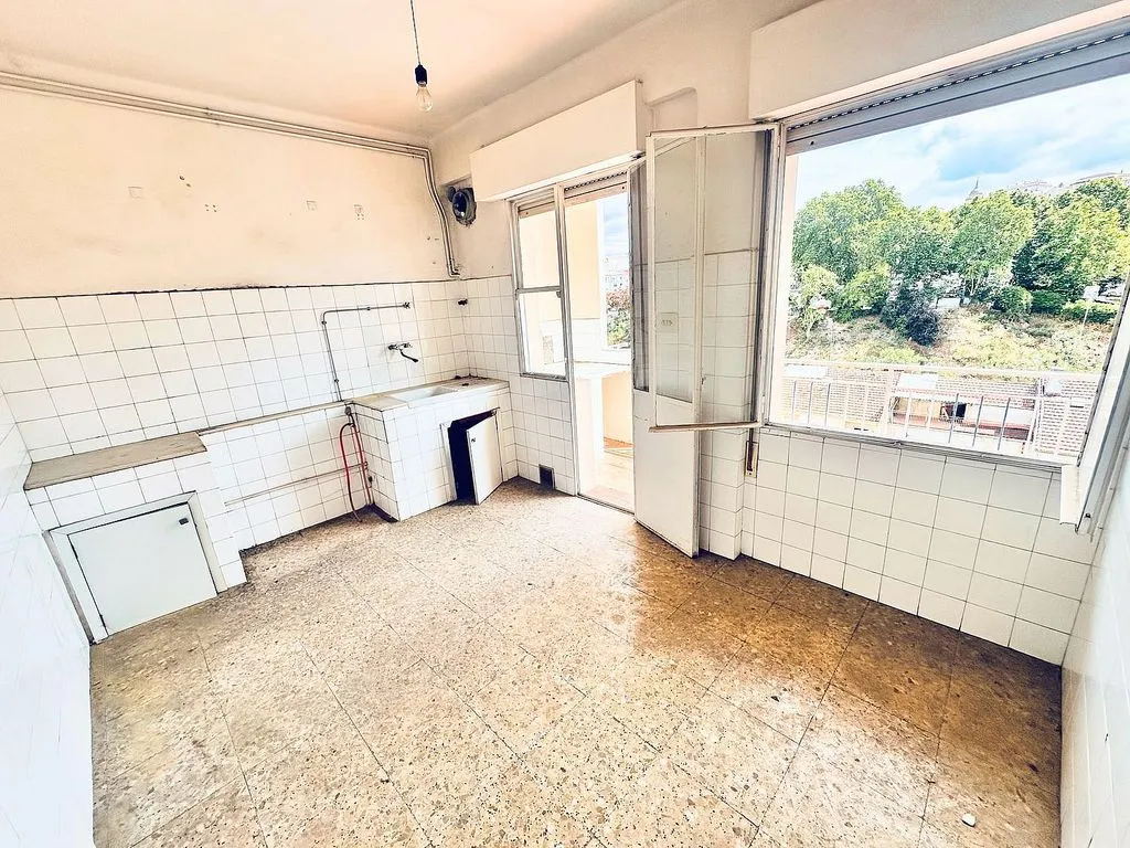 Köök - Apartment with Balcony in Vigo