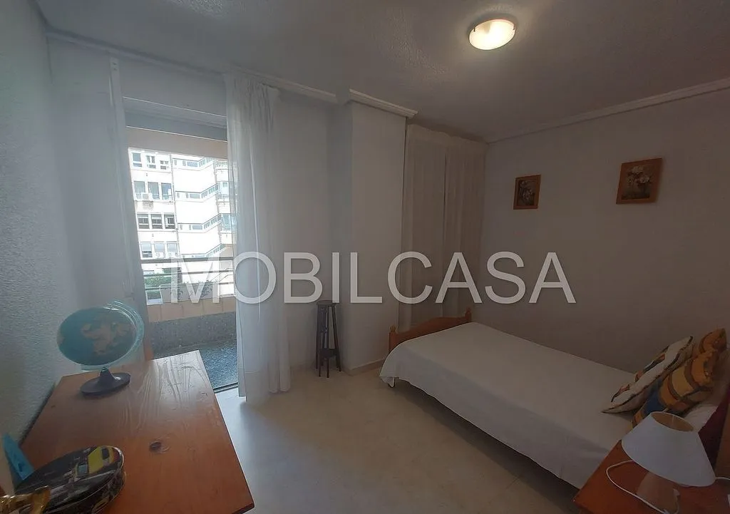 Chambres - Bright Apartment with Balcón in Elche