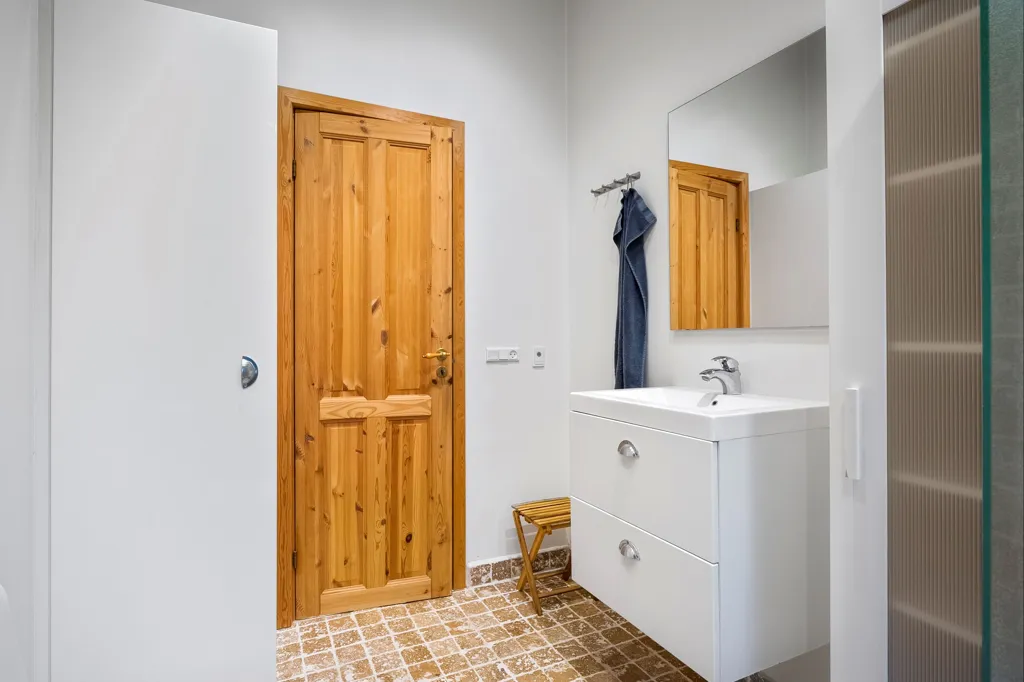 Salles de bain - Maison 3 pièces à Martofte